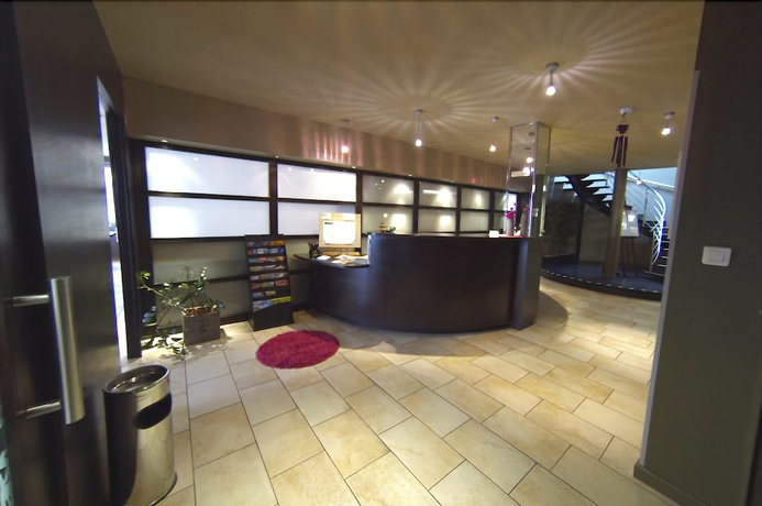 Imagen de los interiores del Hotel H&ocirc;tel Le Ce&iuml;tya. Foto 15