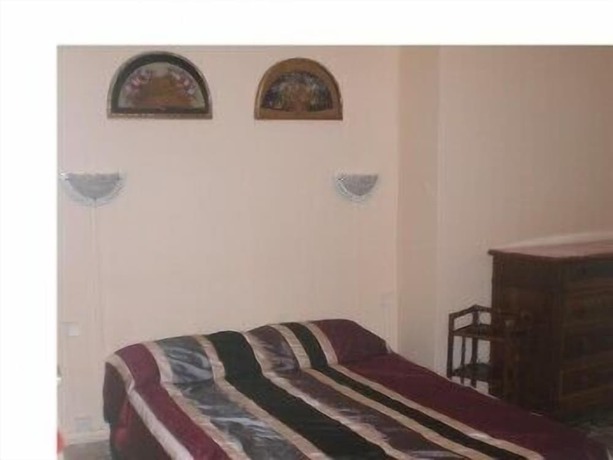 Imagen de la habitación del Hotel H&ocirc;tel Le Centre. Foto 3