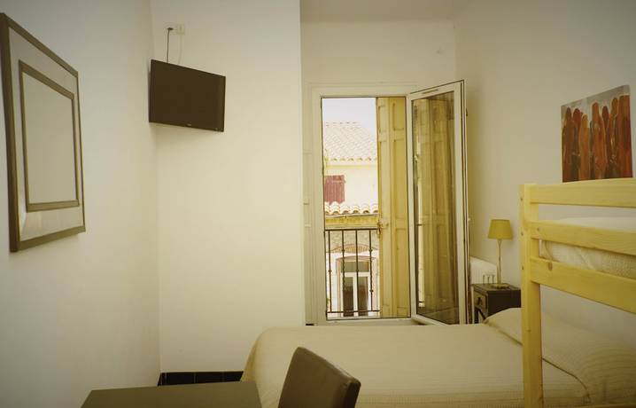 Imagen de la habitación del Hotel H&ocirc;tel Le Centre. Foto 14