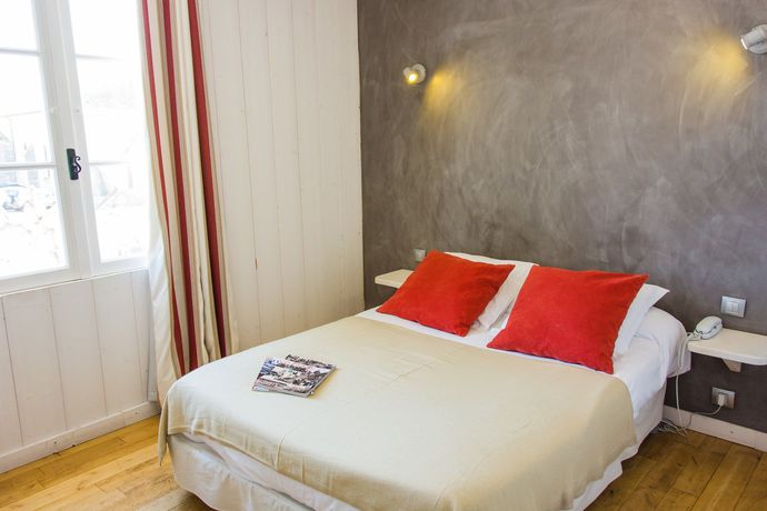 Imagen de la habitación del Hotel H&ocirc;tel Le Clocher. Foto 5