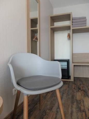 Imagen de la habitación del Hotel Hôtel Le Clos Badan. Foto 10