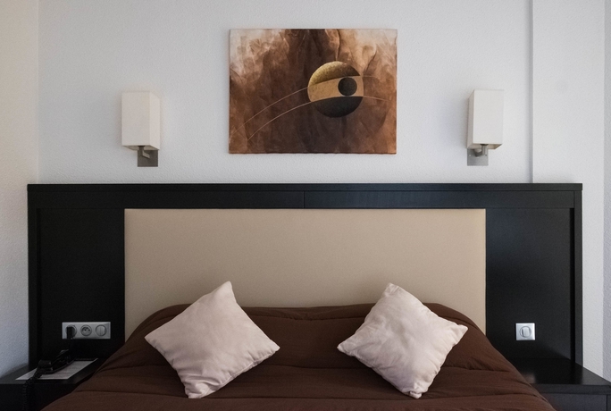 Imagen de la habitación del Hotel Hôtel Le Collier. Foto 10