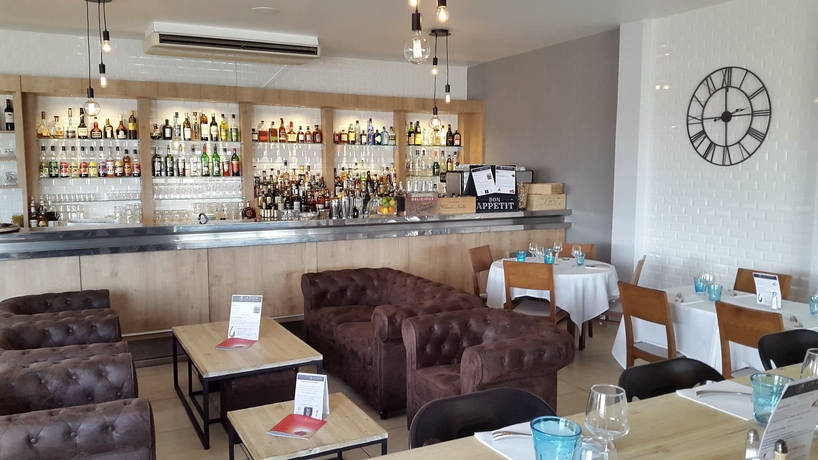 Imagen del bar/restaurante del Hotel Hôtel Le Collier. Foto 5