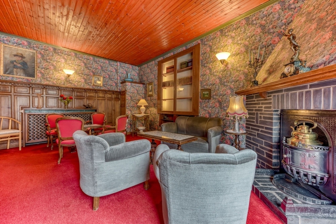 Imagen de los interiores del Hotel H&ocirc;tel Le Cor de Chasse. Foto 16
