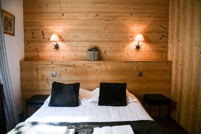 Imagen de la habitación del Hotel H&ocirc;tel Le Dahu. Foto 13