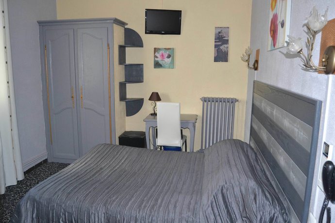 Imagen de la habitación del Hotel H&ocirc;tel Le Dauphin Bleu. Foto 3