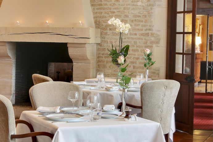 Imagen del bar/restaurante del Hotel H&ocirc;tel Le Dauphin, Caen. Foto 6