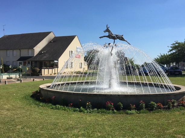 Imagen general del Hotel H&ocirc;tel Le Dauphin, Saint-Benoit-sur-Loire. Foto 1