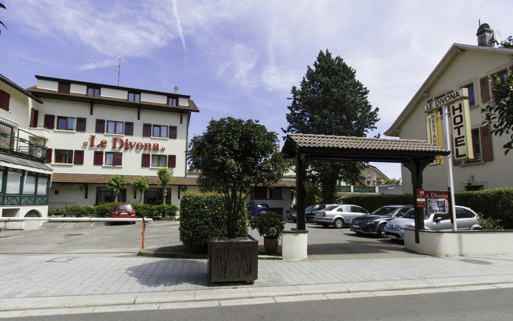 Imagen de los exteriores del Hotel Hôtel Le Divona. Foto 16