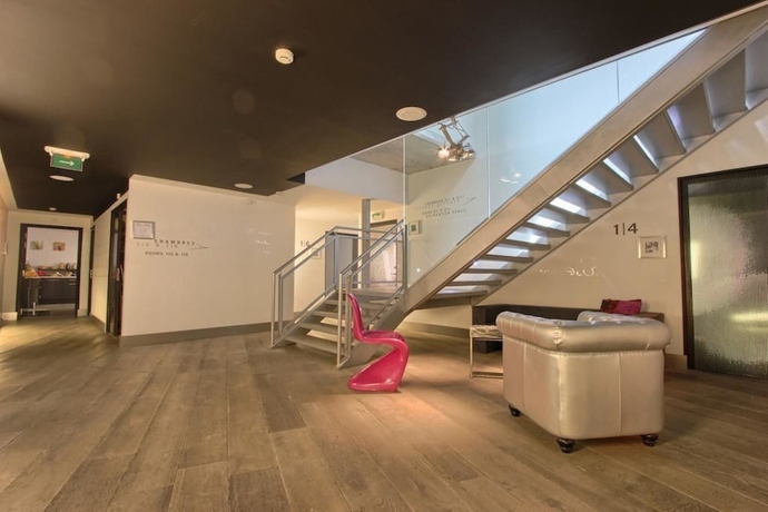 Imagen de los interiores del Hotel Hôtel Le Dormeur du Val. Foto 17