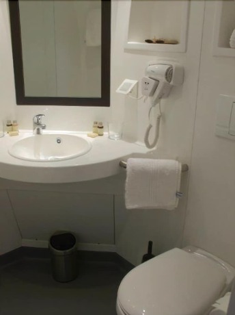 Imagen de la habitación del Hotel H&ocirc;tel Le Fournil. Foto 9