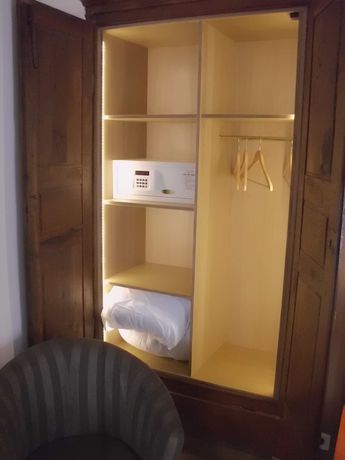 Imagen de la habitación del Hotel H&ocirc;tel Le Fournil. Foto 13
