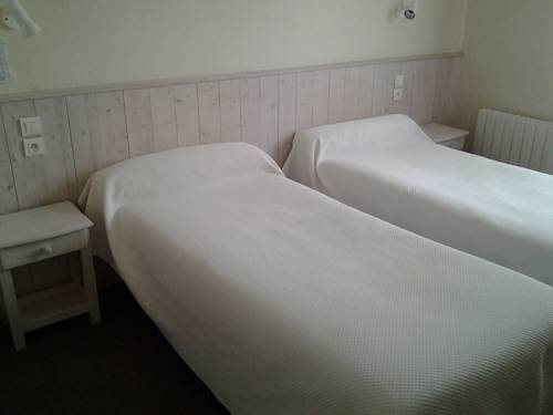 Imagen de la habitación del Hotel H&ocirc;tel Le Fran&ccedil;ais, Isla de R&eacute;. Foto 6