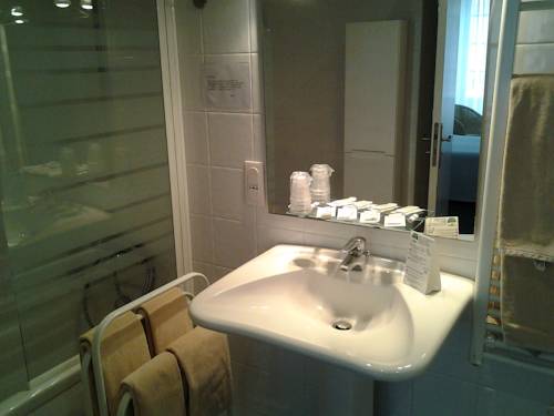 Imagen de la habitación del Hotel H&ocirc;tel Le Fran&ccedil;ais, Isla de R&eacute;. Foto 15