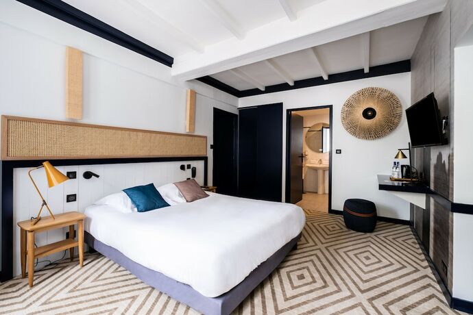 Imagen de la habitación del Hotel H&ocirc;tel Le Fran&ccedil;ais, La Flotte. Foto 14