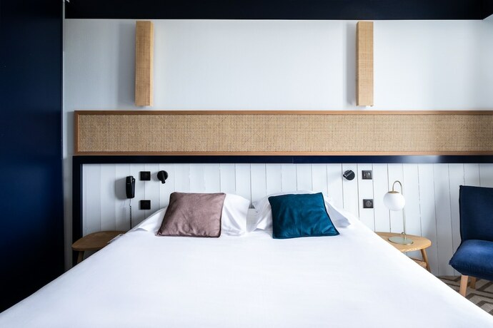 Imagen de la habitación del Hotel H&ocirc;tel Le Fran&ccedil;ais, La Flotte. Foto 18