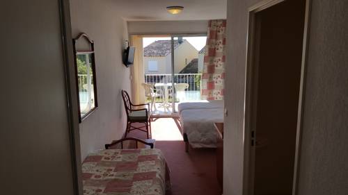 Imagen de la habitación del Hotel H&ocirc;tel Le Galoubet. Foto 4