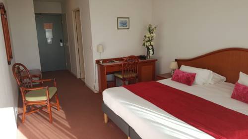 Imagen de la habitación del Hotel H&ocirc;tel Le Galoubet. Foto 15