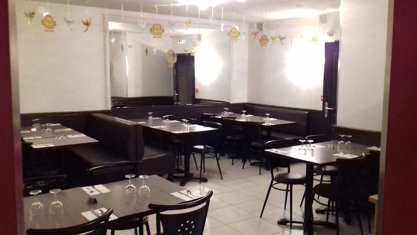 Imagen del bar/restaurante del Hotel H&ocirc;tel Le Goas Plat. Foto 3