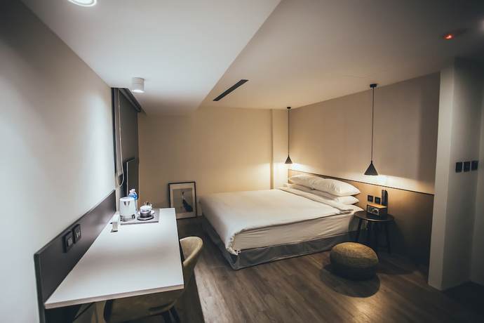 Imagen de la habitación del Hotel H&ocirc;tel Le H&ocirc;me. Foto 5