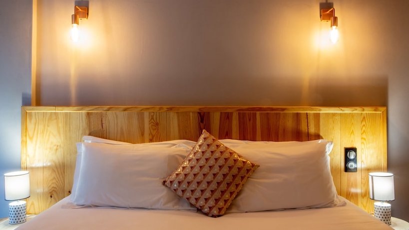 Imagen de la habitación del Hotel H&ocirc;tel Le Kallist&eacute;. Foto 7