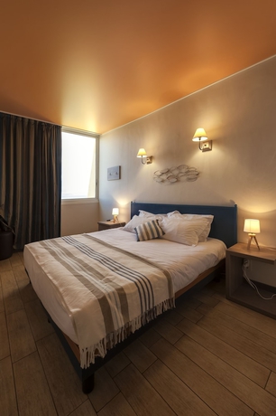 Imagen de la habitación del Hotel H&ocirc;tel Le Kallist&eacute;. Foto 13