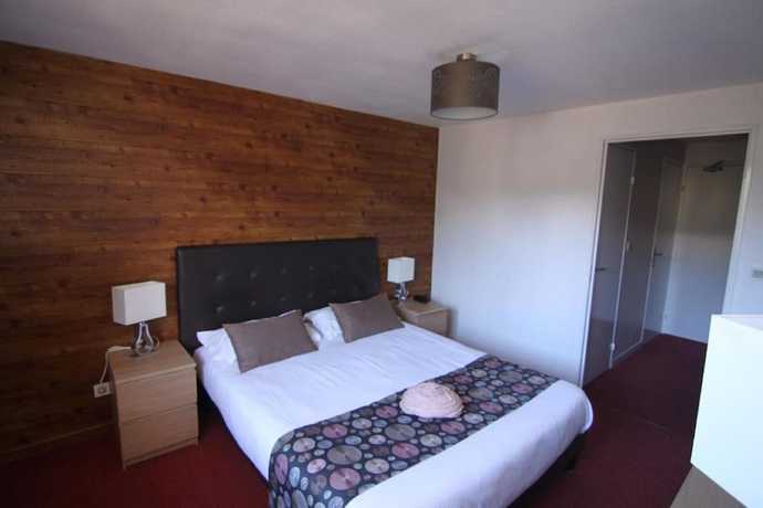 Imagen de la habitación del Hotel H&ocirc;tel Le Lac, Embrun. Foto 14