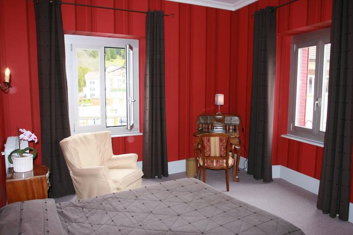 Imagen de la habitación del Hotel H&ocirc;tel Le Lac, Le V&eacute;zenay. Foto 16