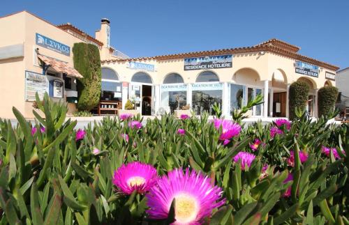 Imagen general del Hotel Hôtel Le Leukos. Foto 2