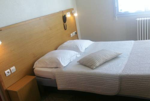 Imagen de la habitación del Hotel H&ocirc;tel Le Longchamp. Foto 2