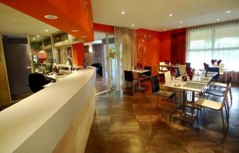 Imagen general del Hotel H&ocirc;tel Le Luron. Foto 5