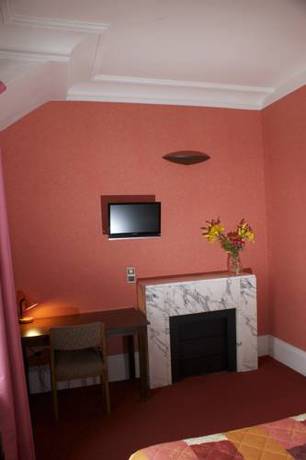 Imagen de la habitación del Hotel Hôtel Le Lyon Bron. Foto 11