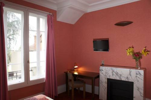 Imagen de la habitación del Hotel Hôtel Le Lyon Bron. Foto 12