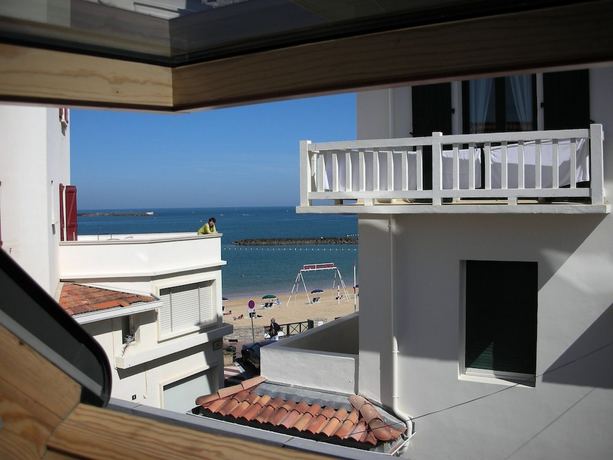 Imagen de la habitación del Hotel H&ocirc;tel Le Magenta. Foto 2