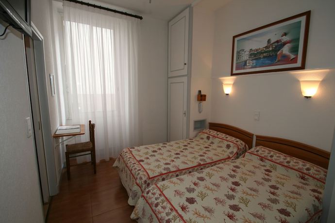 Imagen de la habitación del Hotel H&ocirc;tel Le Magenta. Foto 6