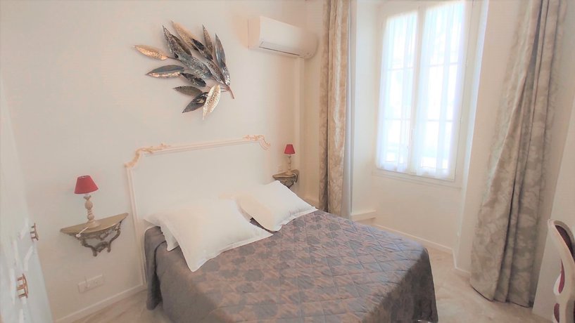 Imagen de la habitación del Hotel H&ocirc;tel Le Magnolia. Foto 2