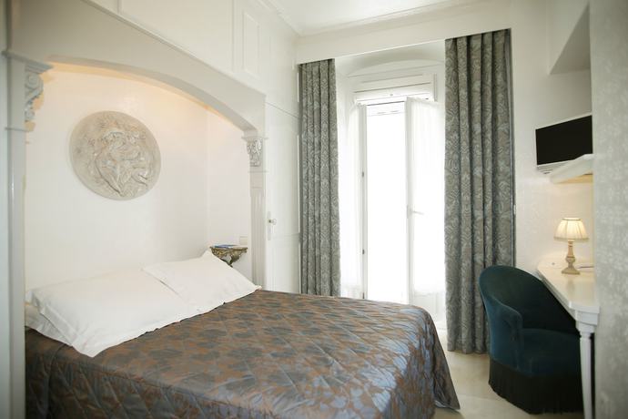 Imagen de la habitación del Hotel H&ocirc;tel Le Magnolia. Foto 10
