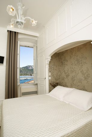 Imagen de la habitación del Hotel H&ocirc;tel Le Magnolia. Foto 15