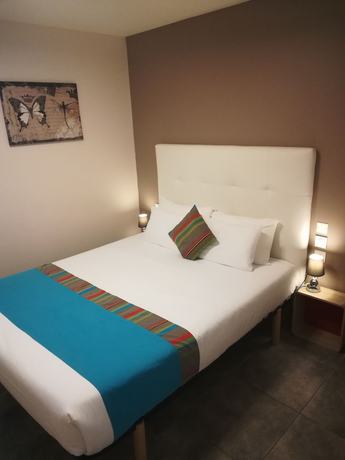 Imagen de la habitación del Hotel H&ocirc;tel Le Majestic. Foto 16
