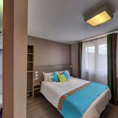 Imagen de la habitación del Hotel H&ocirc;tel Le Majestic. Foto 18