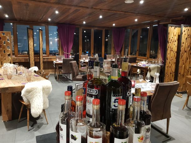 Imagen del bar/restaurante del Hotel Hôtel Le Malgovert. Foto 10