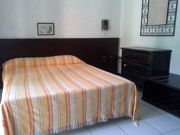 Imagen de la habitación del Hotel H&ocirc;tel Le Marina. Foto 16