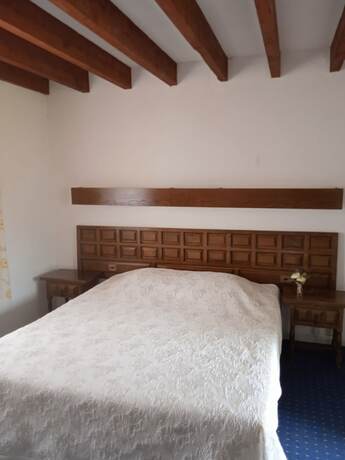 Imagen de la habitación del Hotel H&ocirc;tel Le Mas Fleuri. Foto 14