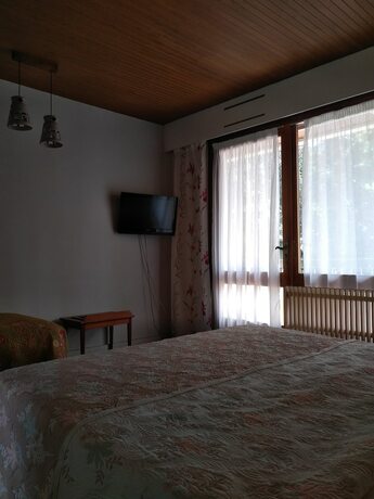 Imagen de la habitación del Hotel H&ocirc;tel Le Mas Fleuri. Foto 18