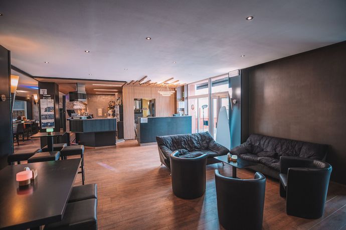 Imagen de los interiores del Hotel H&ocirc;tel Le Midi. Foto 14