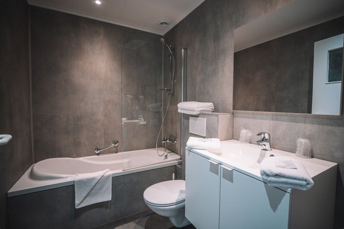 Imagen de la habitación del Hotel H&ocirc;tel Le Midi. Foto 4