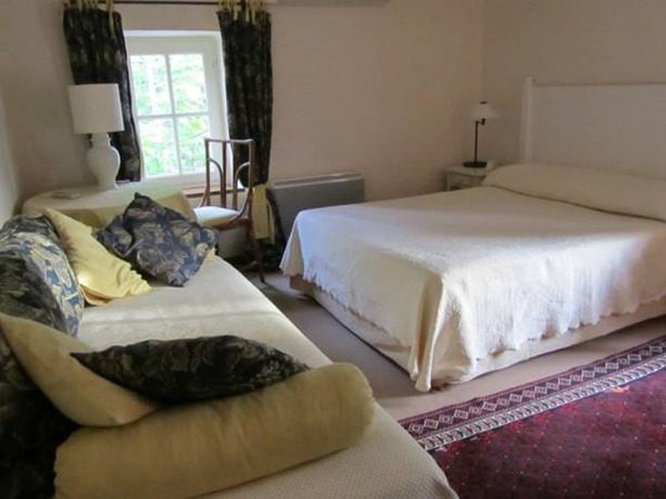 Imagen de la habitación del Hotel H&ocirc;tel Le Moulin de la Beune. Foto 15