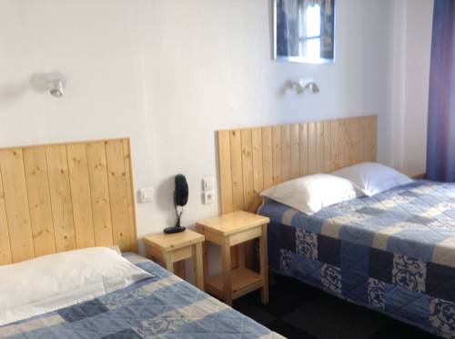 Imagen de la habitación del Hotel Hôtel Le National. Foto 4