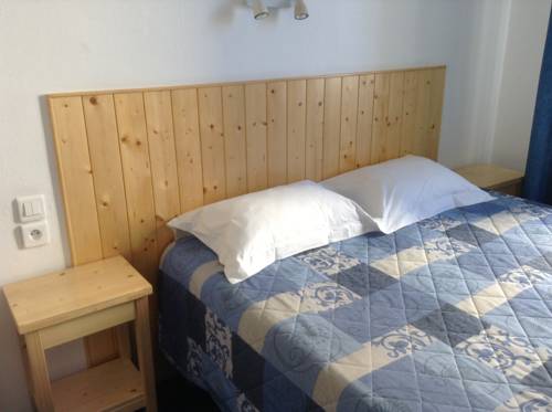 Imagen de la habitación del Hotel Hôtel Le National. Foto 7