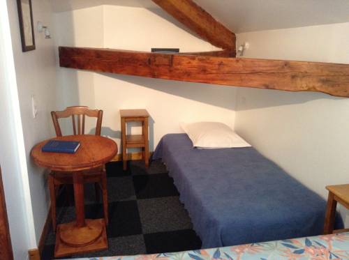 Imagen de la habitación del Hotel Hôtel Le National. Foto 9